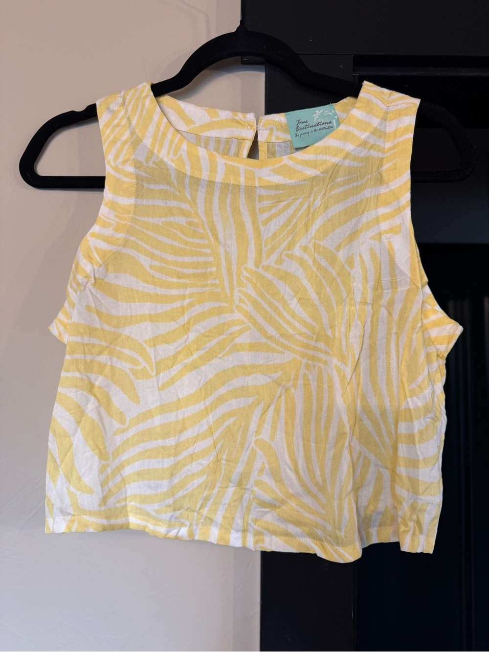 Sunshine Leaf Print Sleeveless Top - Yellow & White